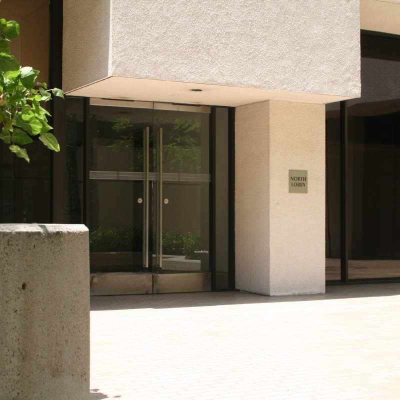 West_Los_Angeles_sleep_lab_54_-_Enter_the_North_Lobby-164477-edited.jpg