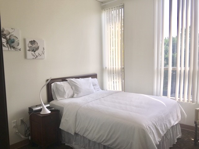 Pasadena_sleep_center_bedroom_2.jpg